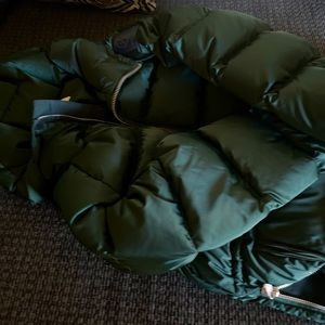 Tory Burch hooded jacket very nice worn three times at the most very comfortabl